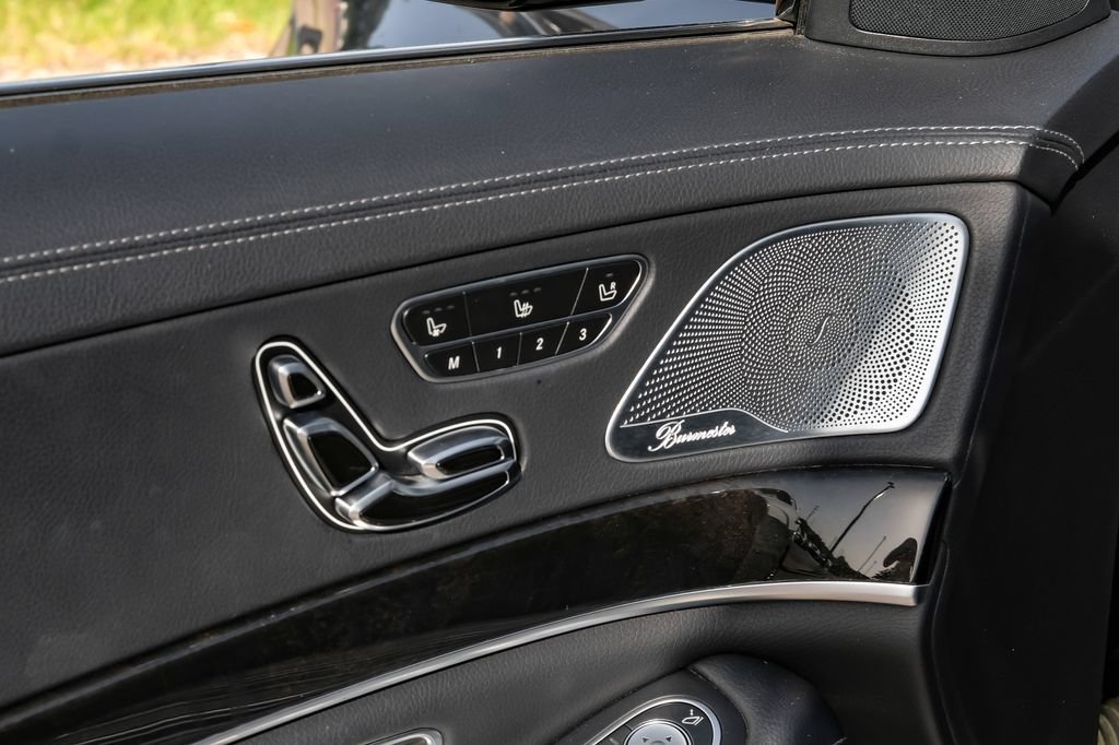 Used 2016 Mercedes-Benz S 550 Sedan image 38
