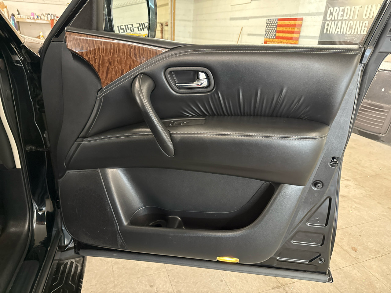 Used 2020 Nissan Armada SL image 61