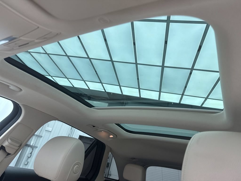 Used 2020 Mercedes-Benz GLC 300 4MATIC image 24