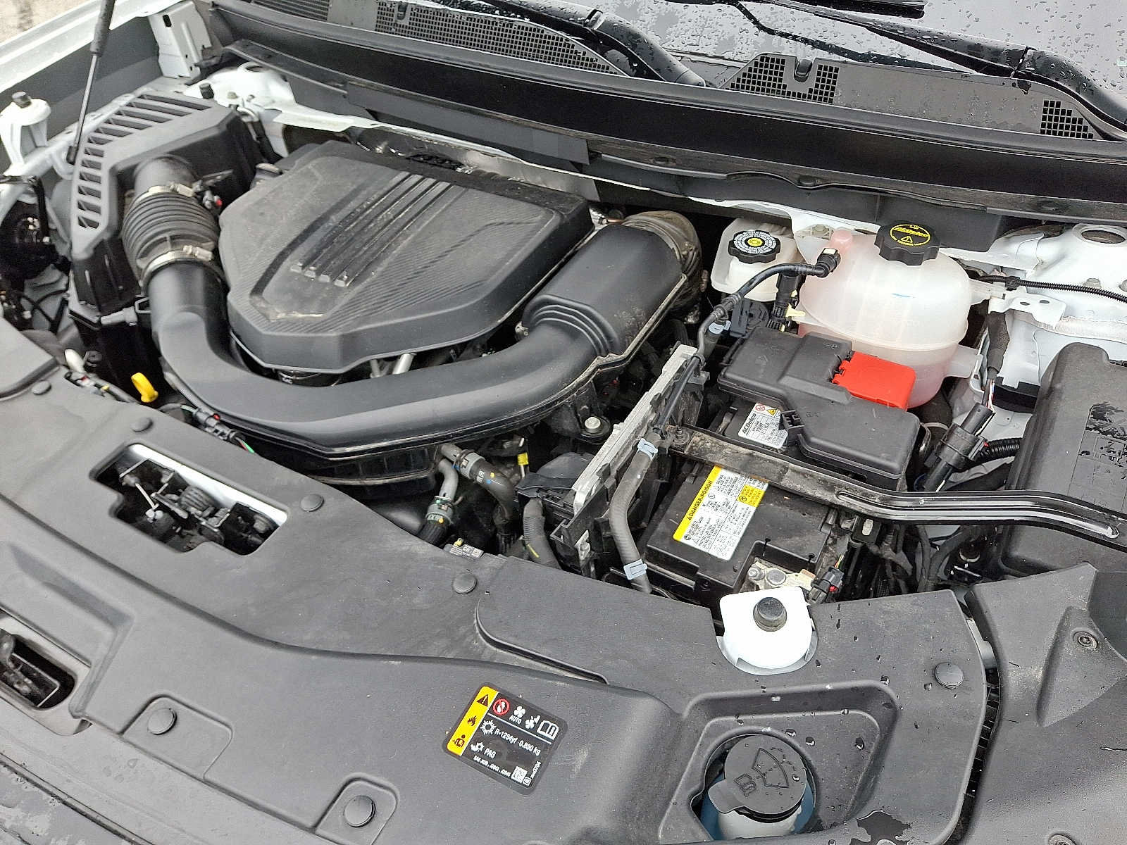 Used 2025 GMC Acadia Elevation AWD/4WD image 26