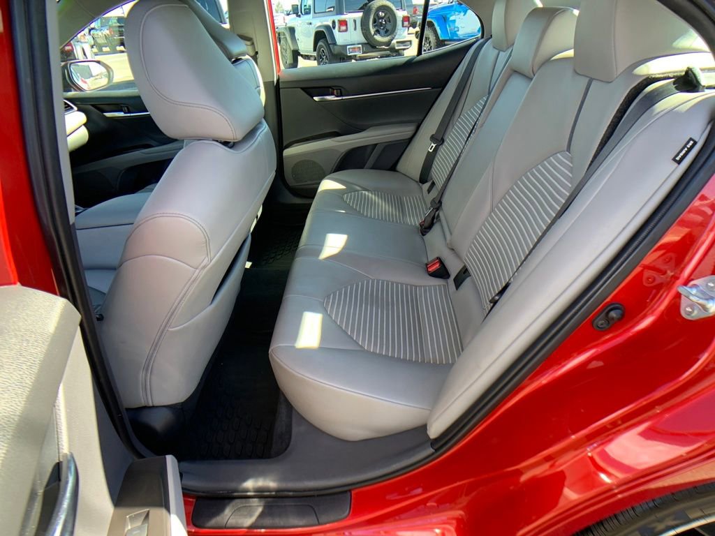 Used 2022 Toyota Camry SE image 27