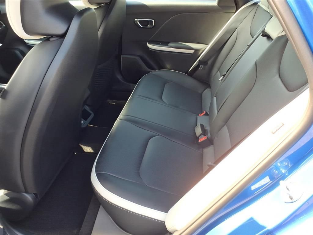 New 2025 Kia K4 GT-Line w/ GT-Line Premium Package image 12