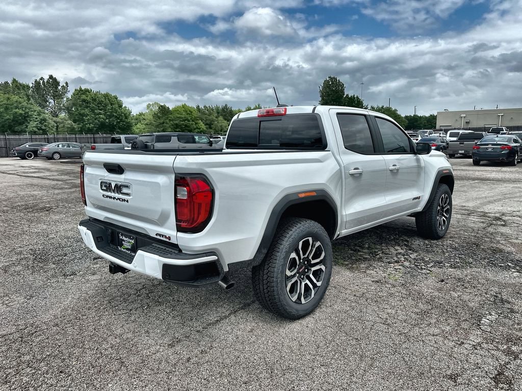 New 2026 GMC Canyon AT4 w/ AT4 Premium Package AWD/4WD image 11