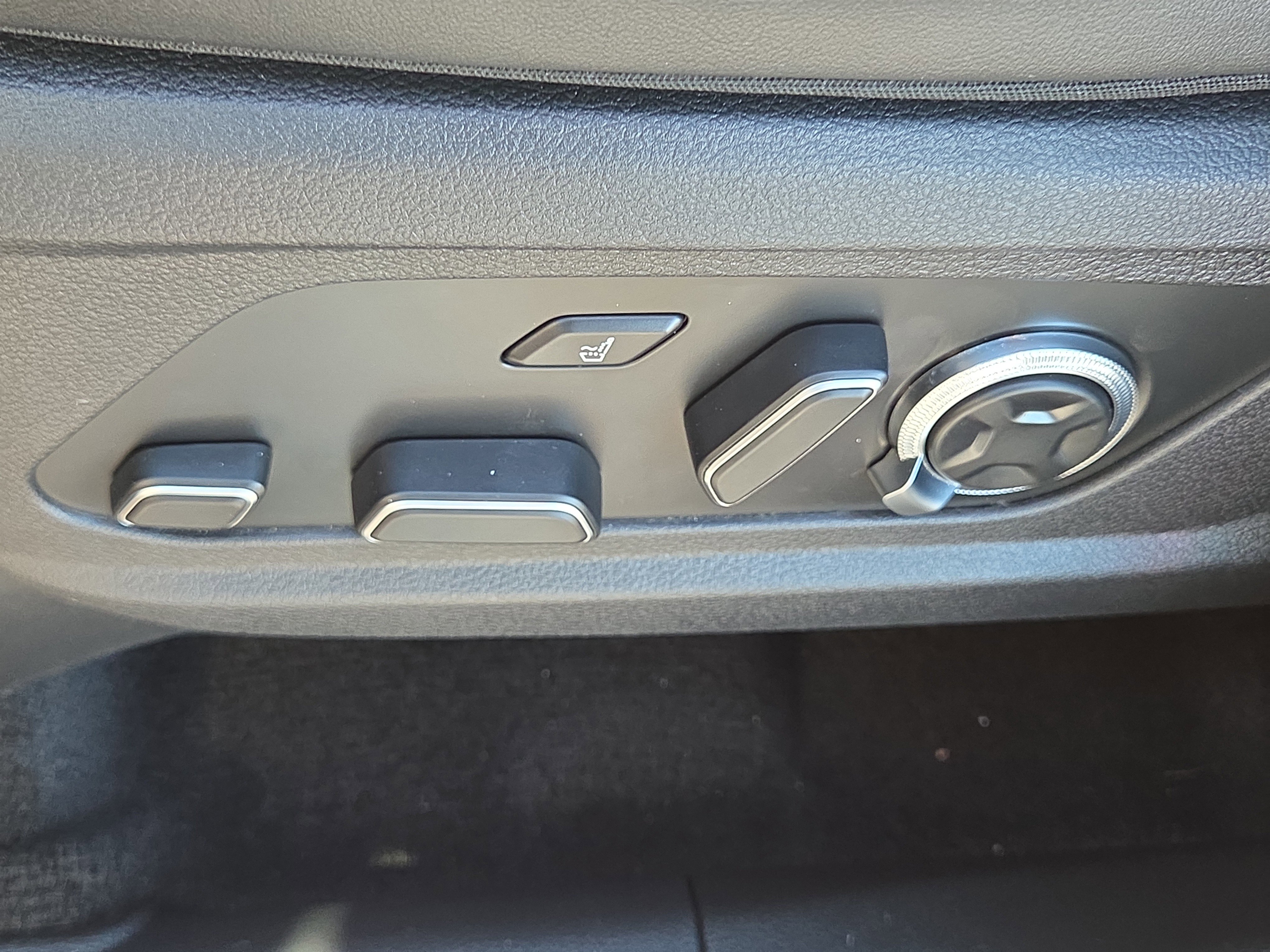 Used 2024 Hyundai Palisade Calligraphy image 38