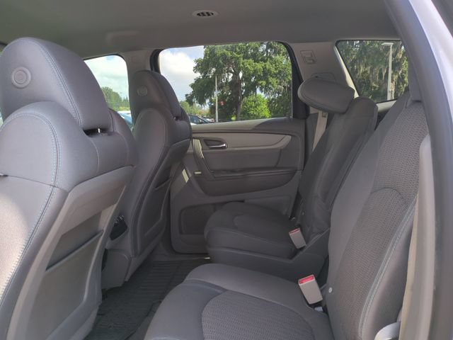 Used 2016 Chevrolet Traverse LT w/ Style and Technology Package FWD image 16