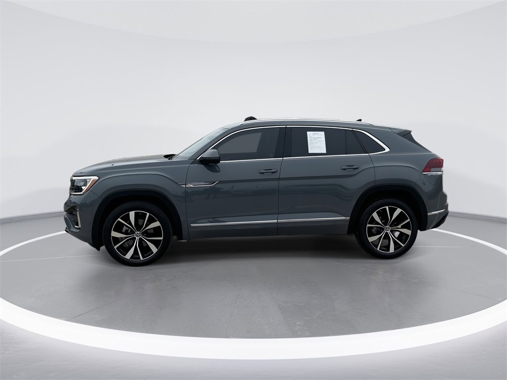 Used 2024 Volkswagen Atlas Cross Sport SEL Premium R-Line image 5