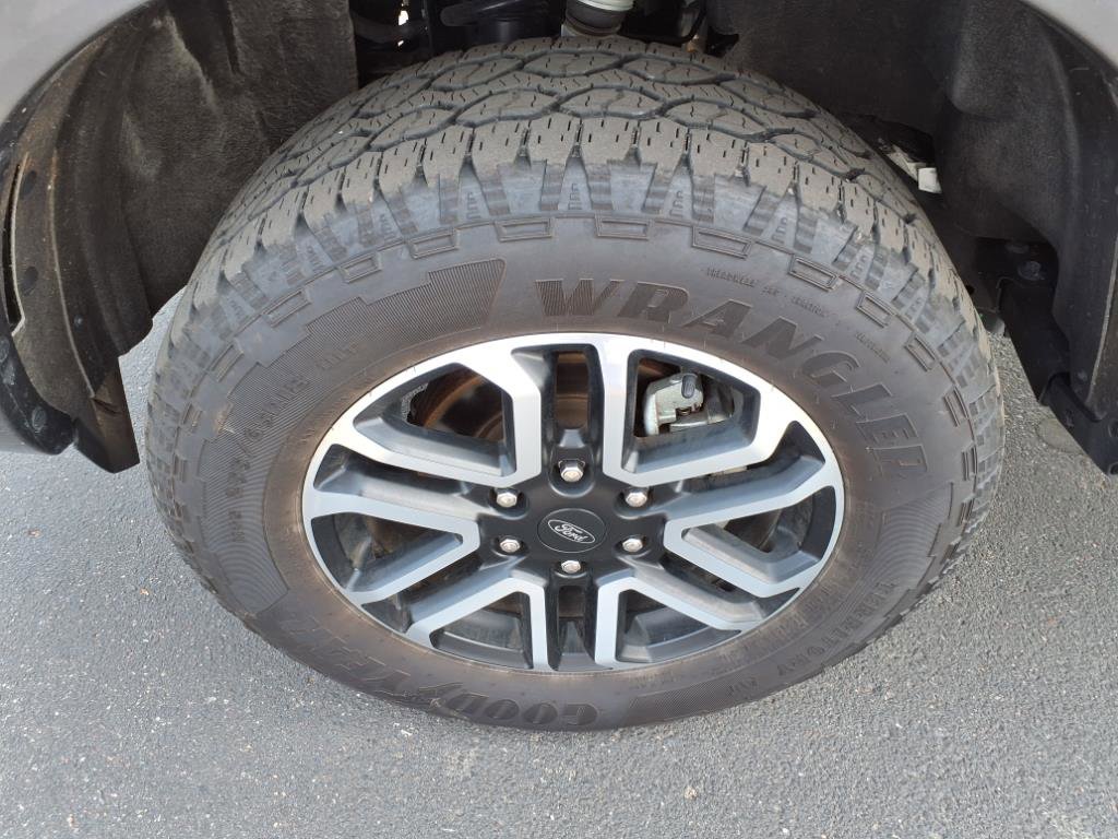 Used 2024 Ford Ranger Lariat w/ Trailer Tow Package image 10