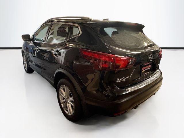 Used 2019 Nissan Rogue Sport SV w/ Technology Package AWD/4WD image 7
