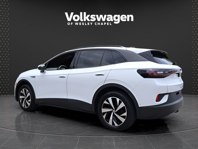 Used 2023 Volkswagen ID.4 Pro AWD/4WD image 6