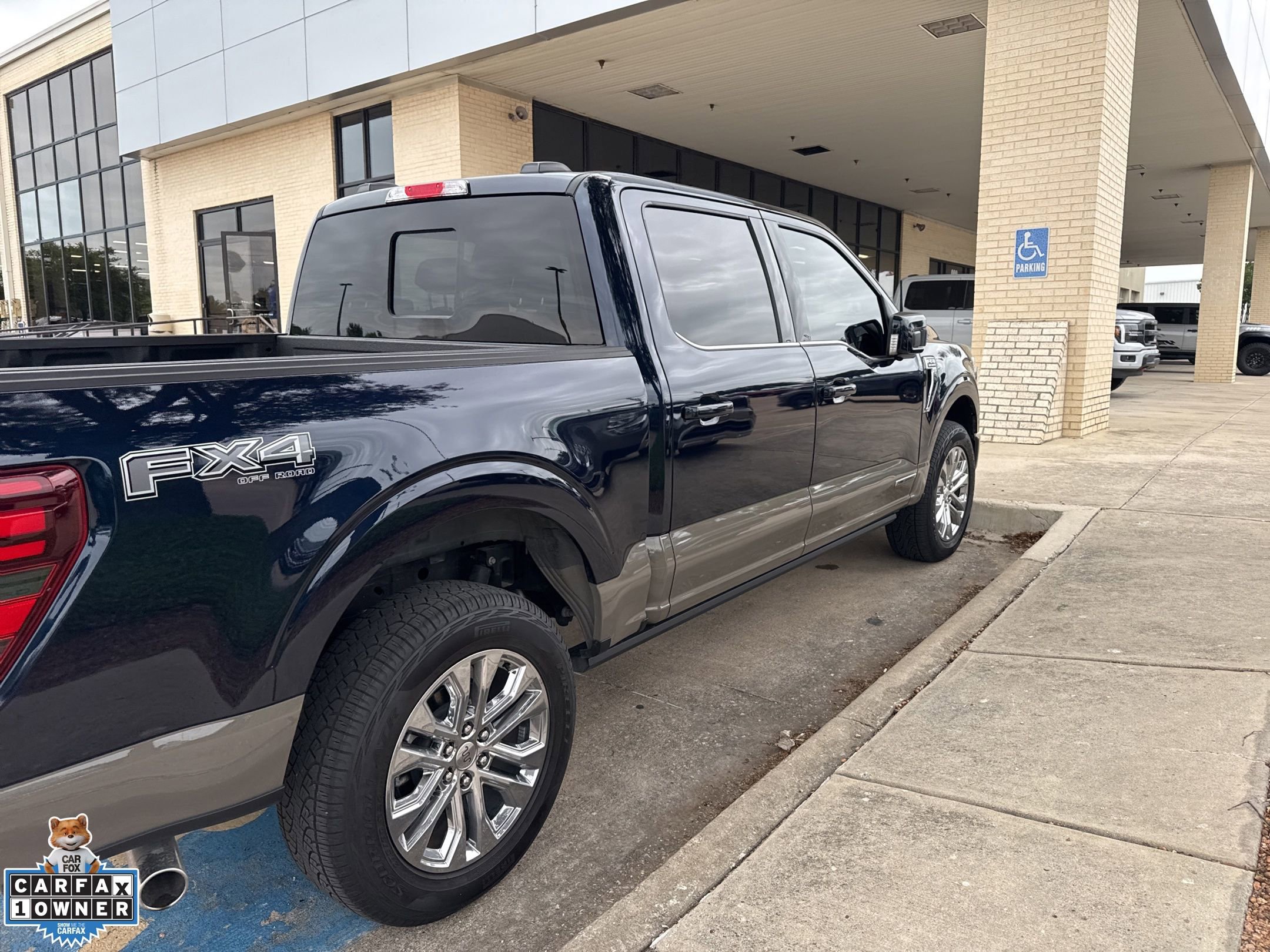 Used 2025 Ford F150 King Ranch w/ FX4 Off-Road Package AWD/4WD image 3