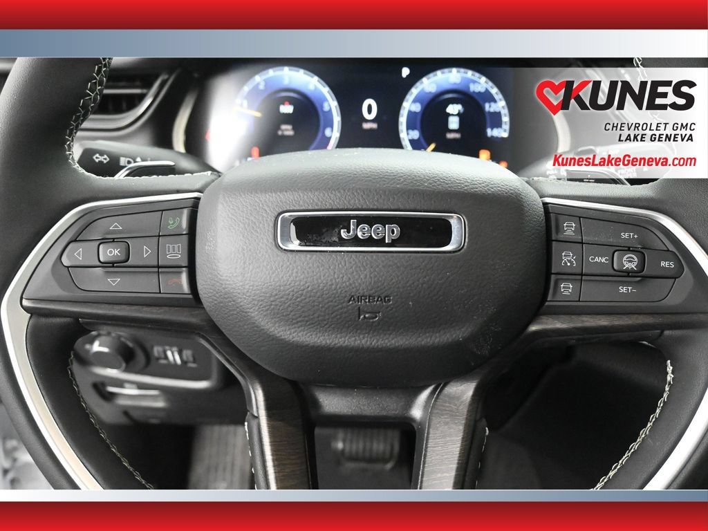 Used 2026 Jeep Grand Cherokee Altitude AWD/4WD image 27