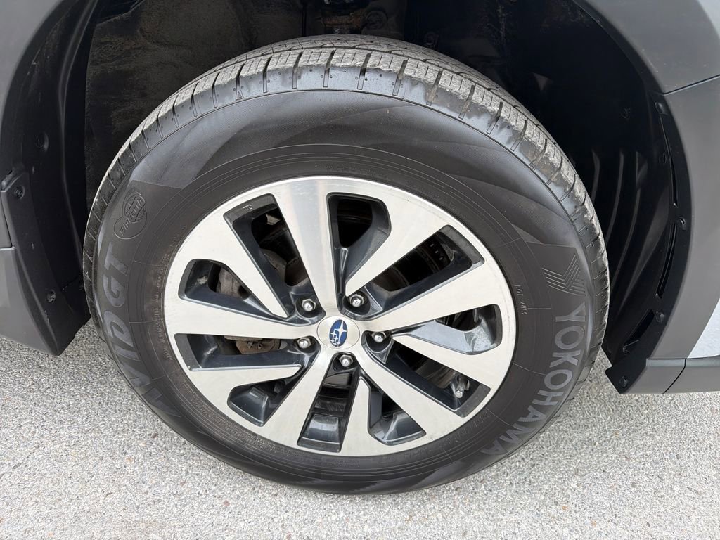 Certified 2024 Subaru Outback Premium AWD/4WD image 16