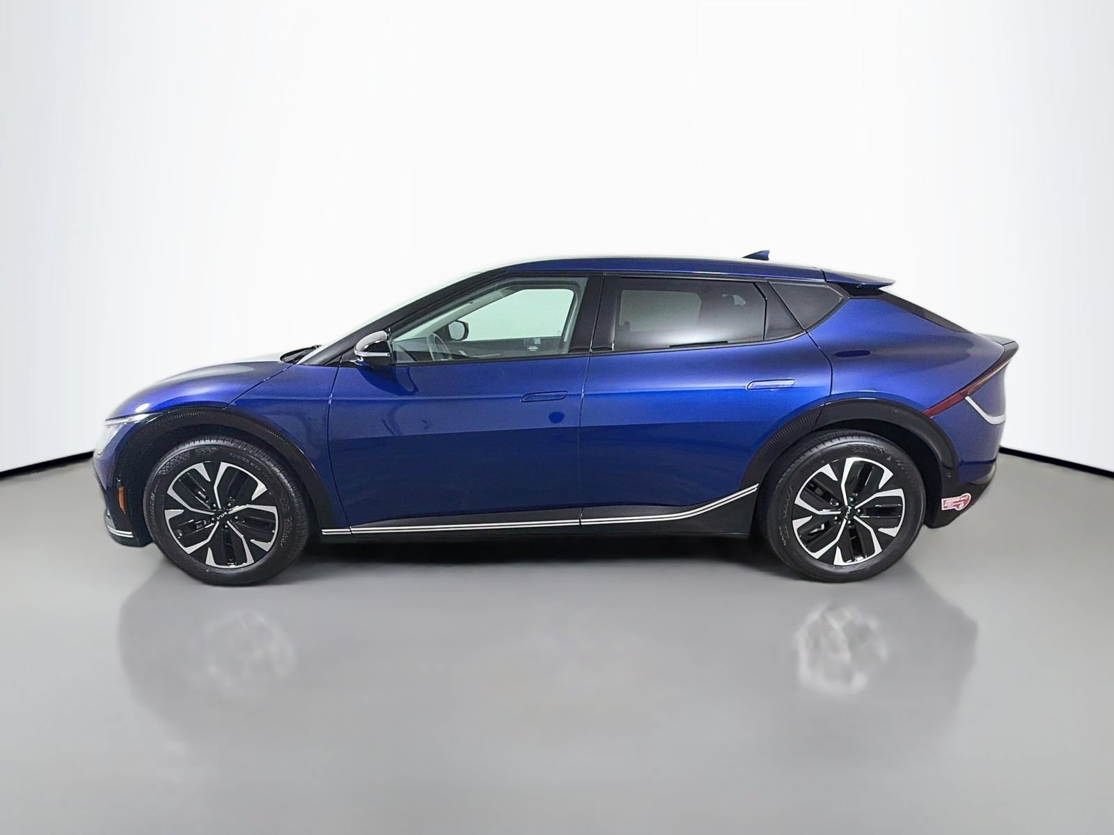 Used 2024 Kia EV6 Wind w/ Wind Technology Package RWD image 2