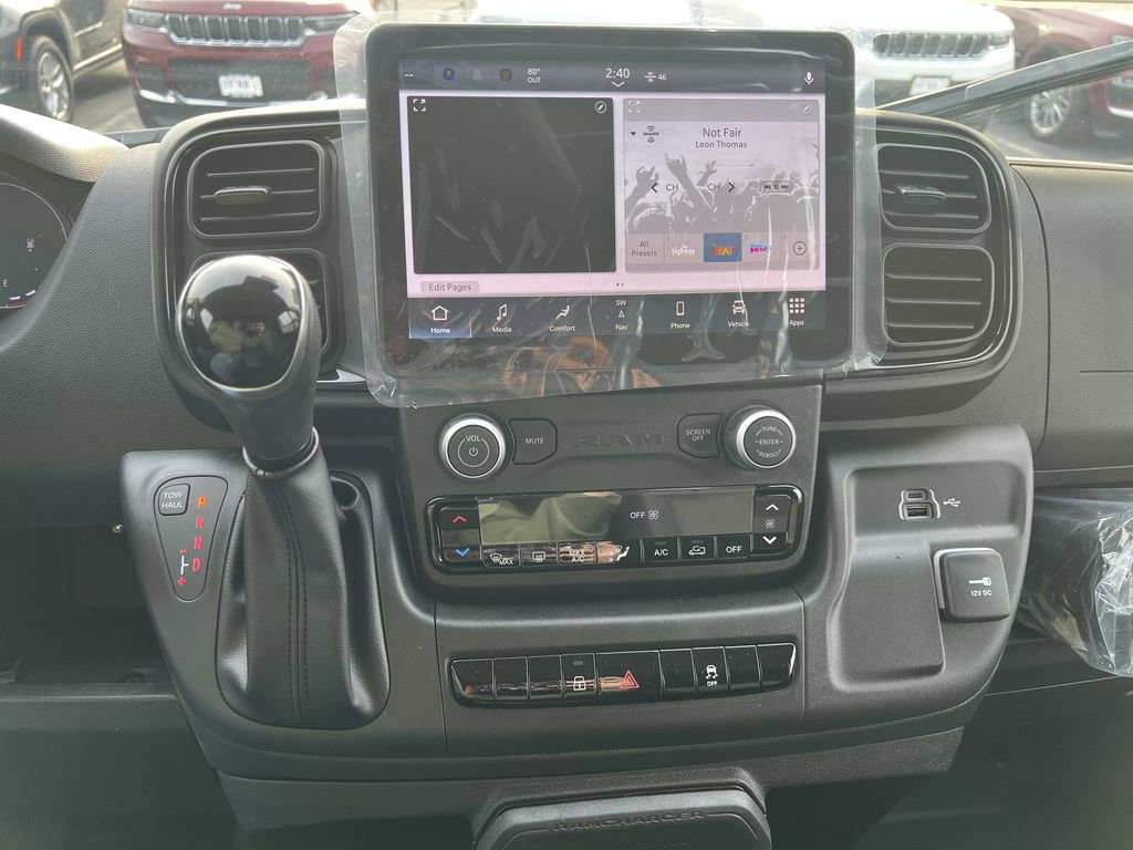 New 2026 RAM ProMaster 3500 w/ Premium Convenience Group image 13