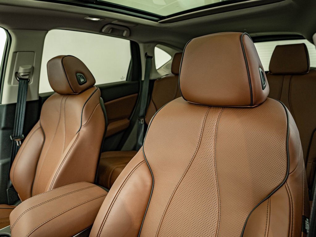 Certified 2026 Acura RDX Advance Package image 33