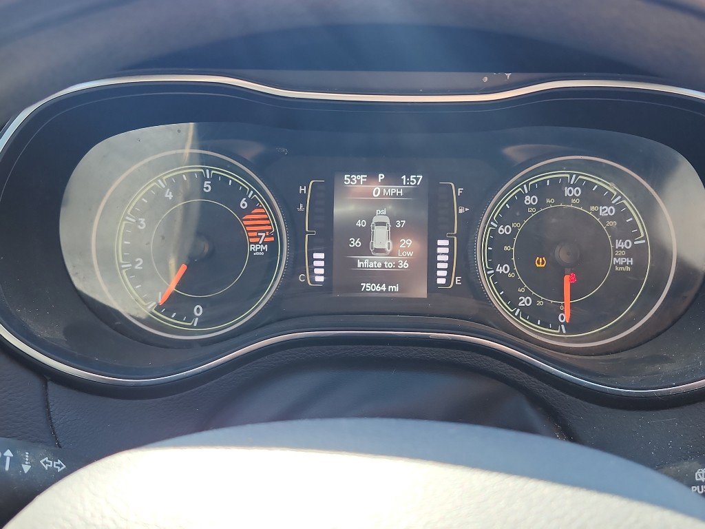 Used 2019 Jeep Cherokee Latitude w/ Popular Appearance Group image 24