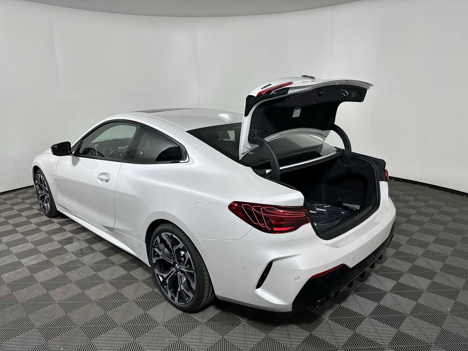 New 2026 BMW 430i xDrive Coupe w/ M Sport Package image 15