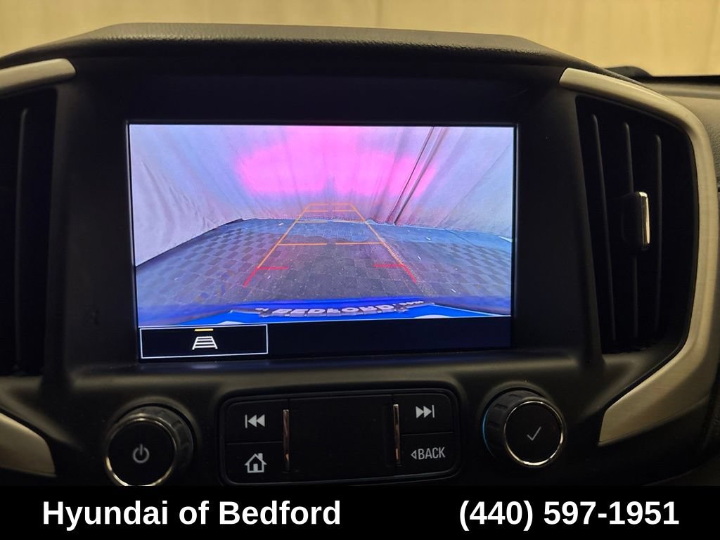 Used 2024 GMC Terrain SLT AWD/4WD image 19