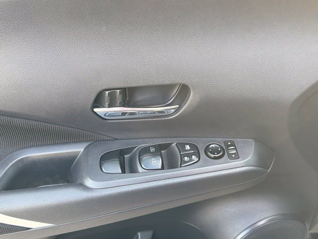 Used 2021 Nissan Kicks SV FWD image 19