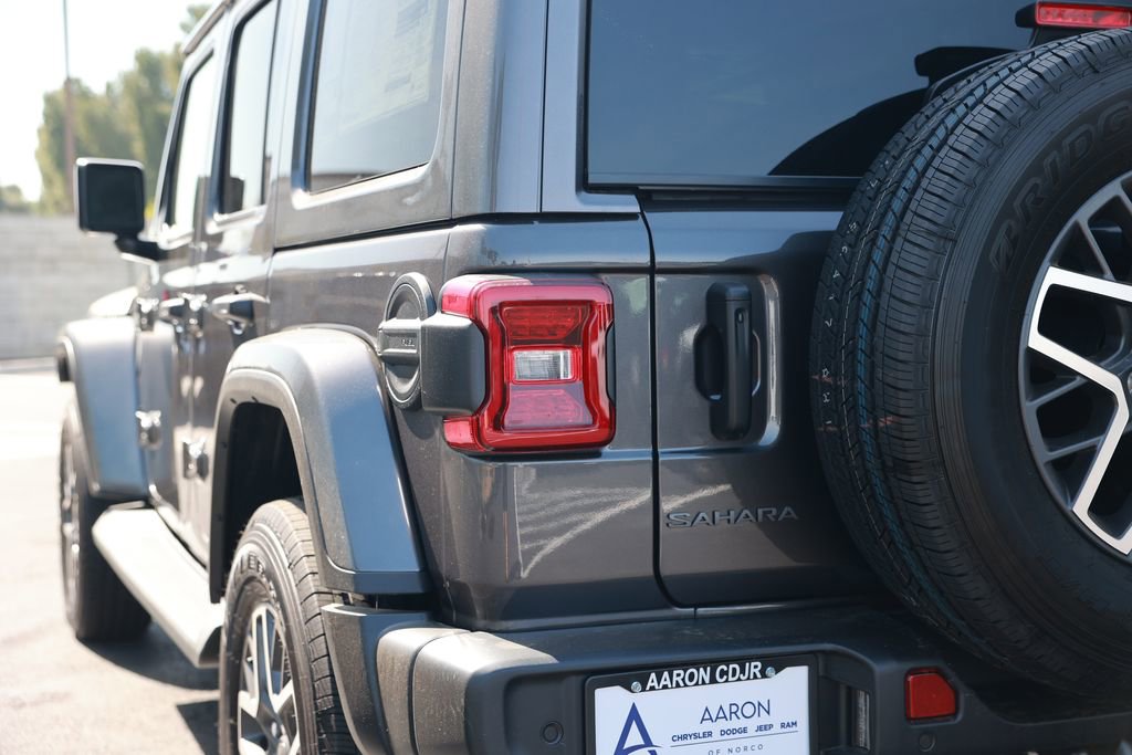 New 2026 Jeep Wrangler Unlimited Sahara AWD/4WD image 10