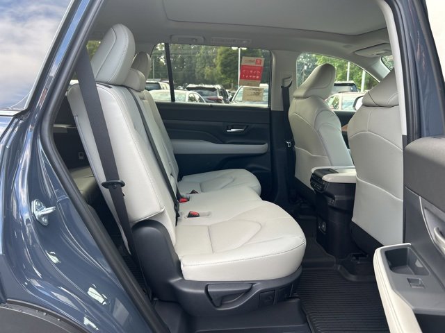 New 2026 Toyota Grand Highlander Limited image 19