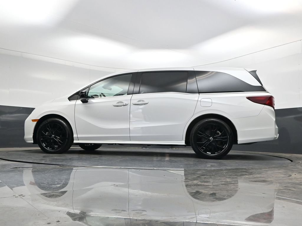 Used 2025 Honda Odyssey Sport-L image 29