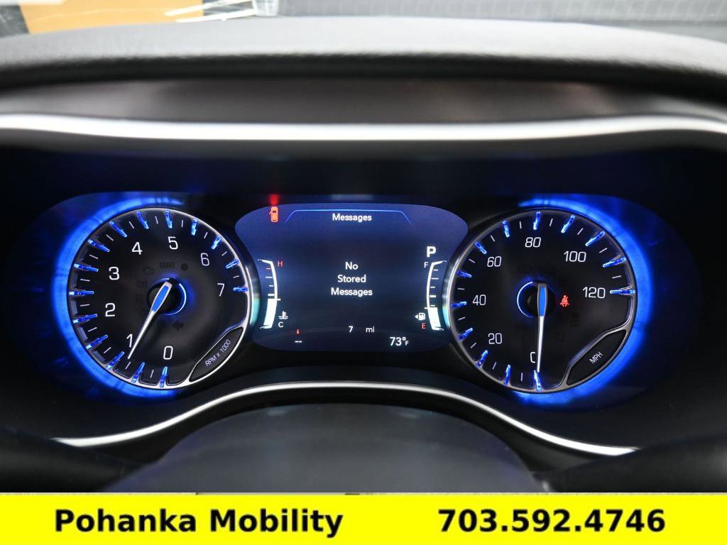 Used 2026 Chrysler Pacifica Select w/ S Appearance Package FWD image 4