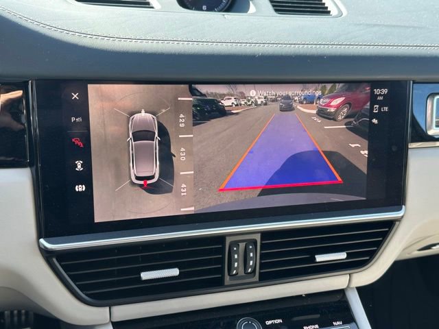 Used 2023 Porsche Cayenne S Platinum image 28