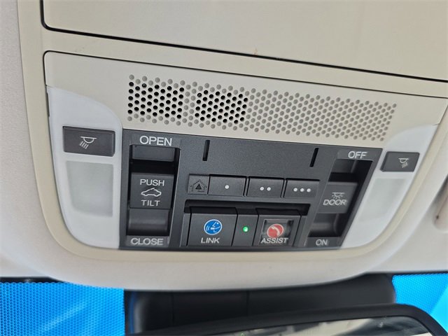 Used 2020 Acura RLX w/ Technology Package image 26