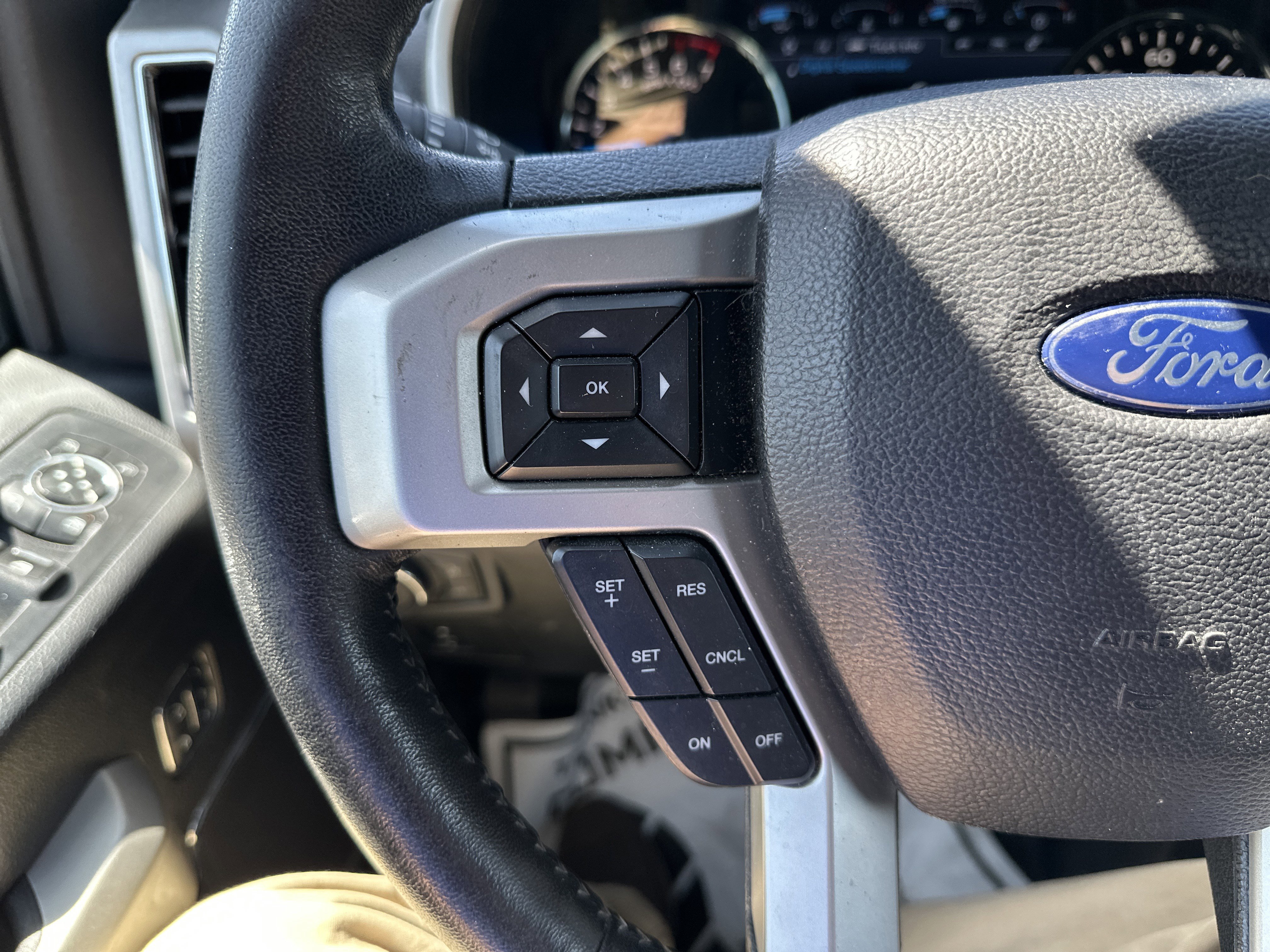 Used 2017 Ford F150 Lariat AWD/4WD image 18