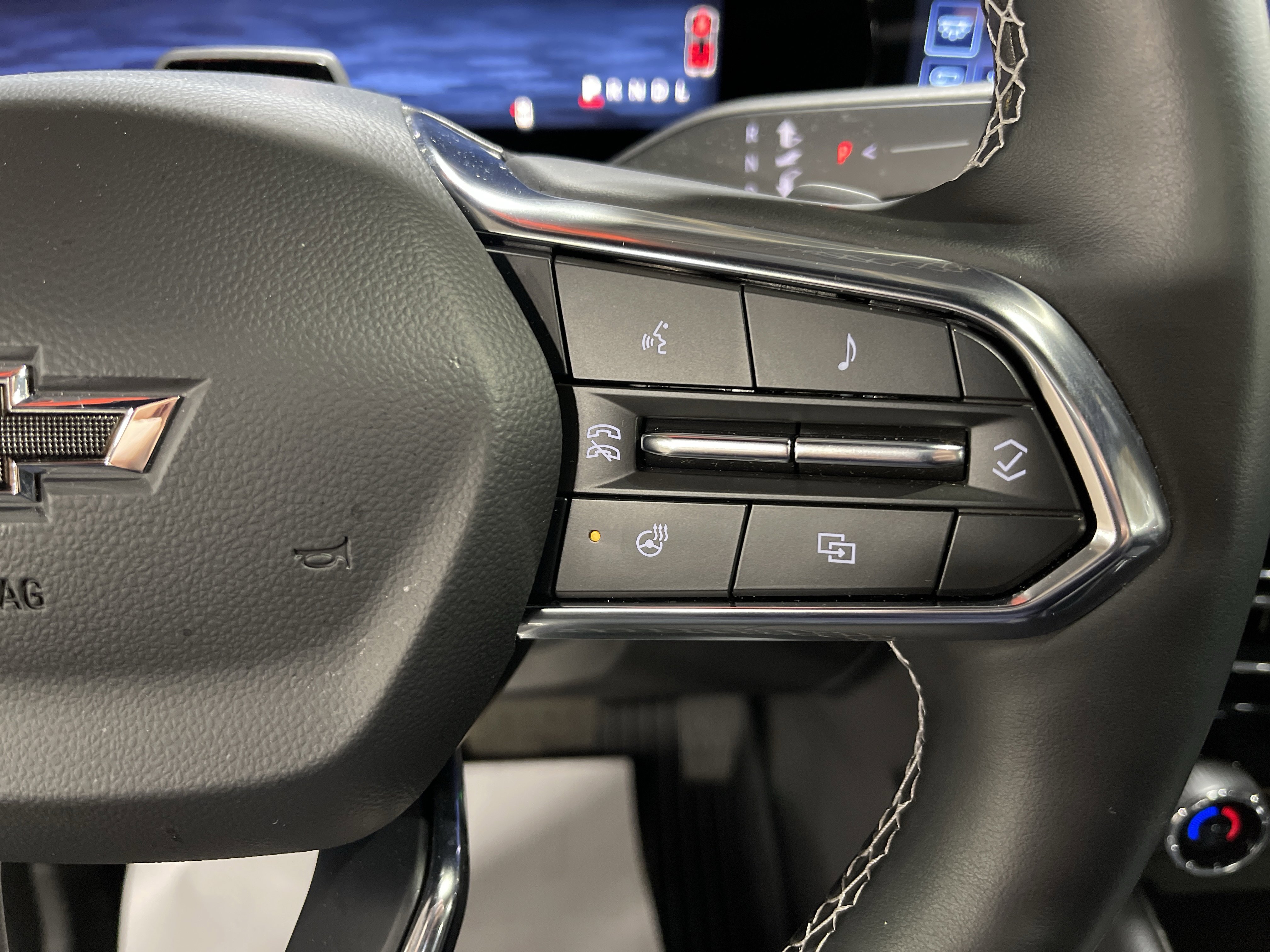 Used 2025 Chevrolet Traverse Z71 w/ Enhanced Driving Package image 21