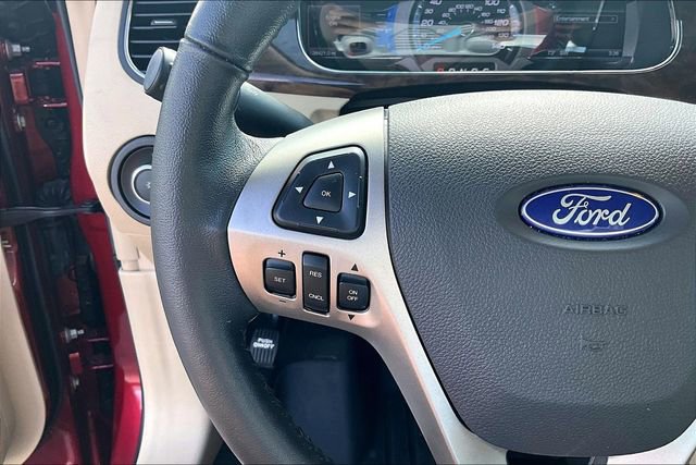 Used 2017 Ford Taurus Limited image 11