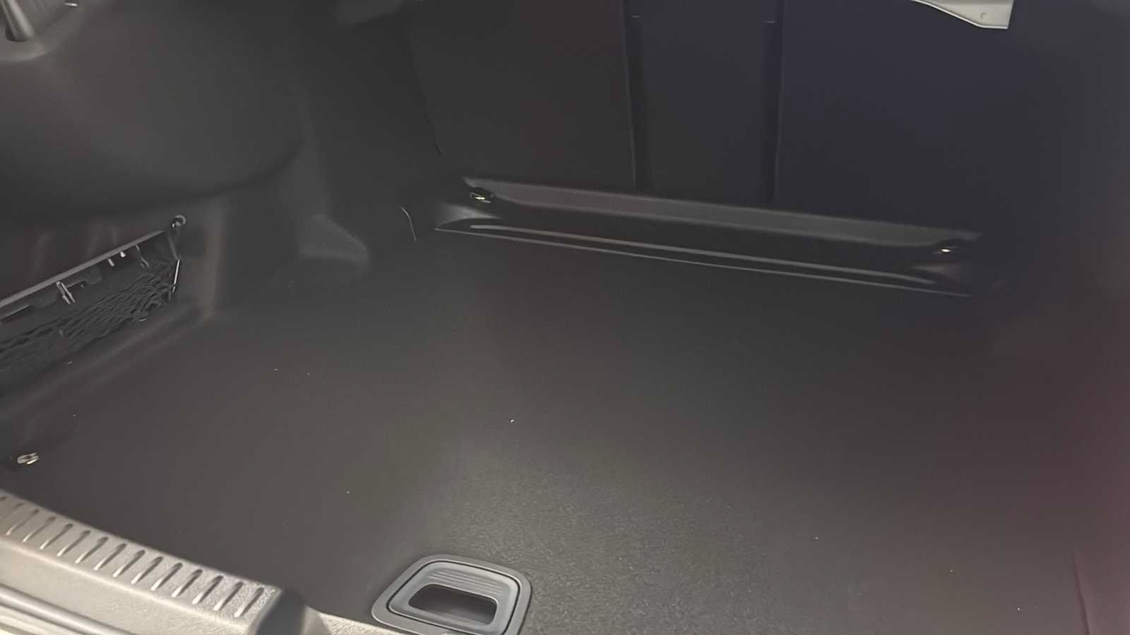 New 2027 Mercedes-Benz E 450 4MATIC Sedan image 34