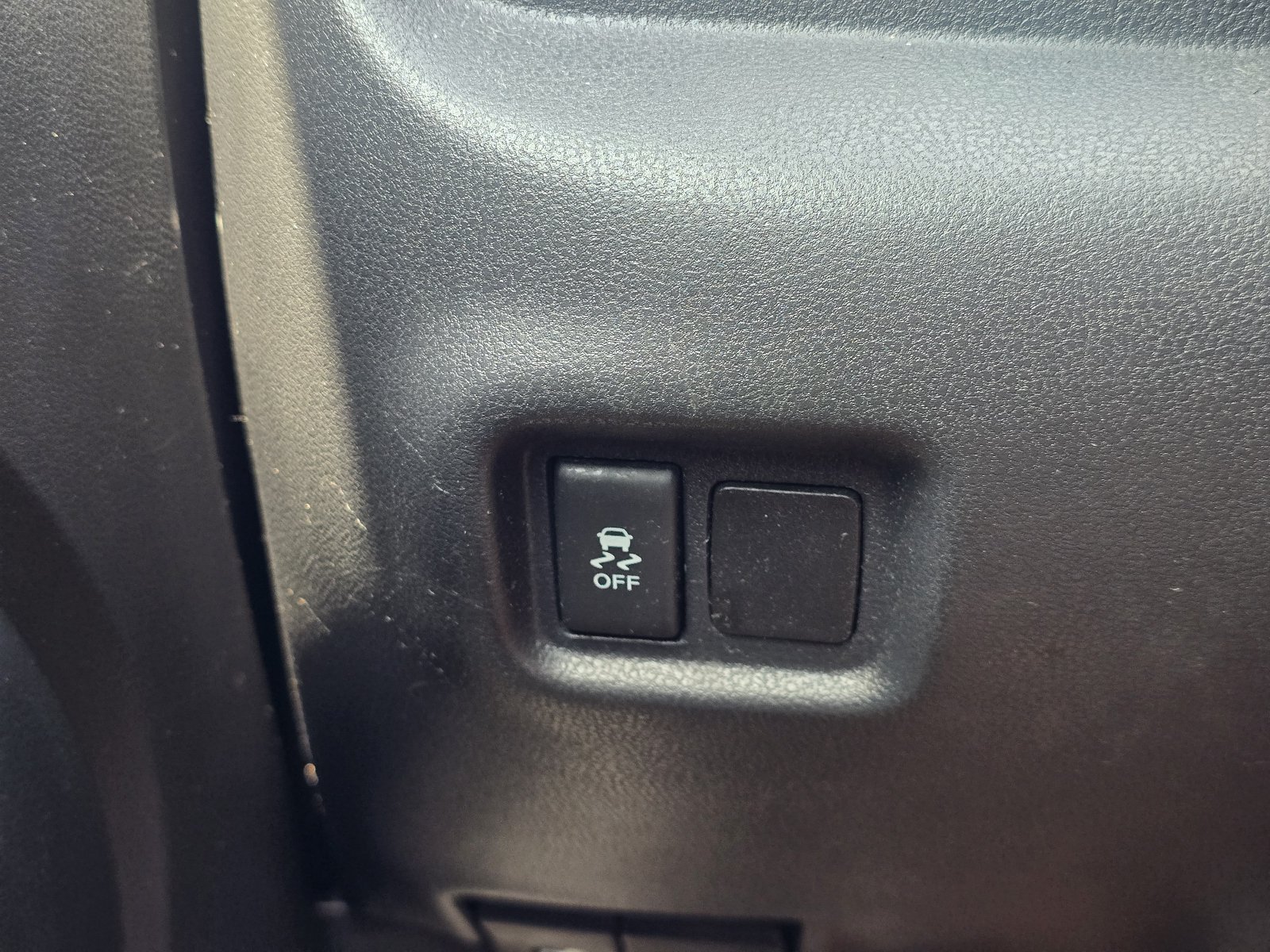 Used 2018 Nissan Versa S FWD image 24