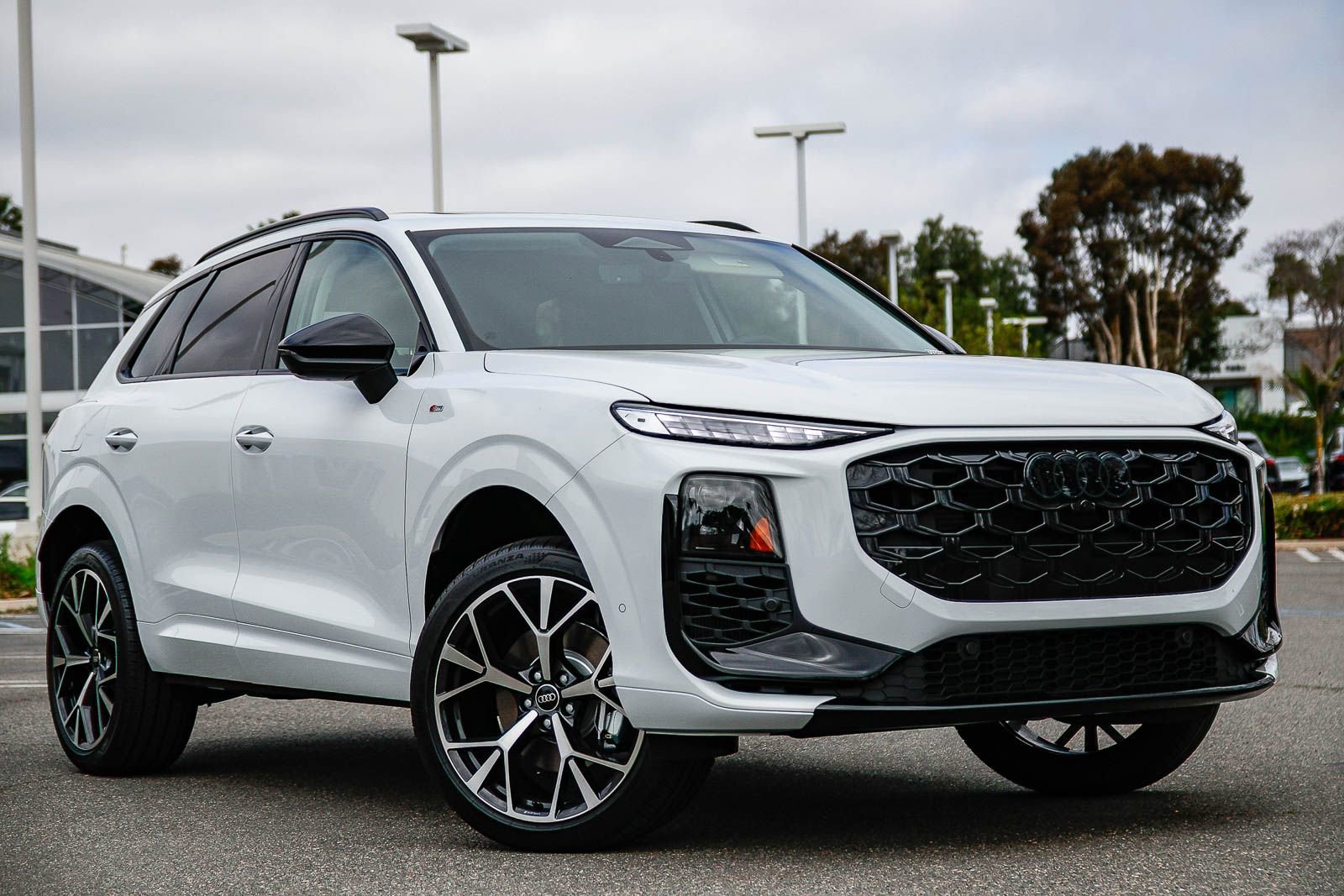 New 2026 Audi Q3 quattro 2.0T