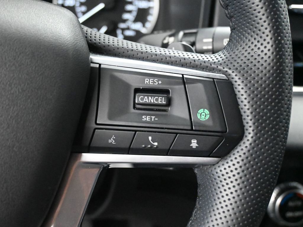 Used 2024 Mitsubishi Outlander SE image 41