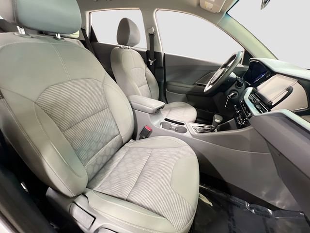 Certified 2022 Kia Niro LX image 26
