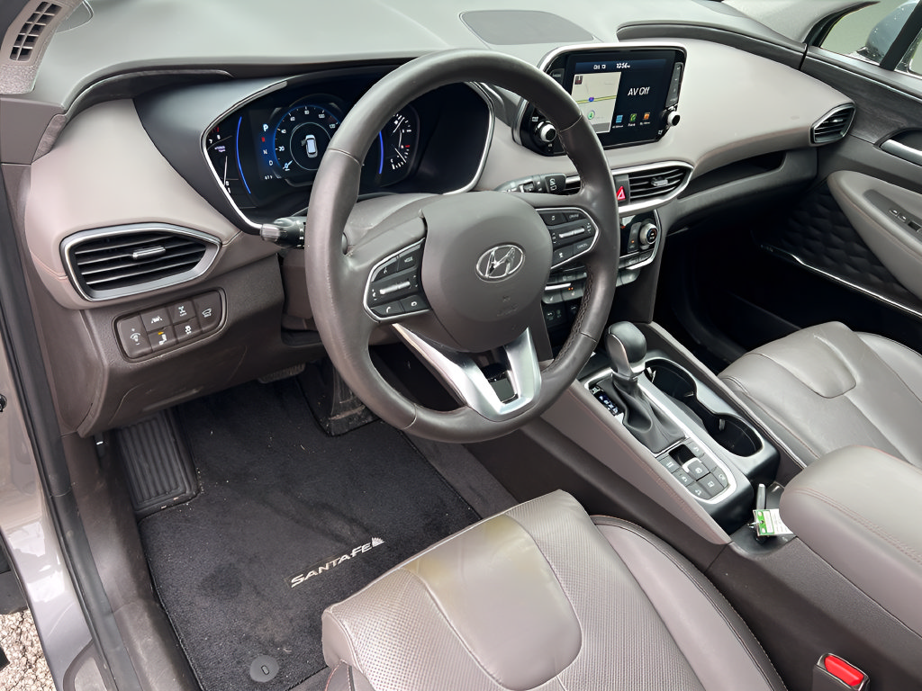 Used 2020 Hyundai Santa Fe Limited AWD/4WD image 17