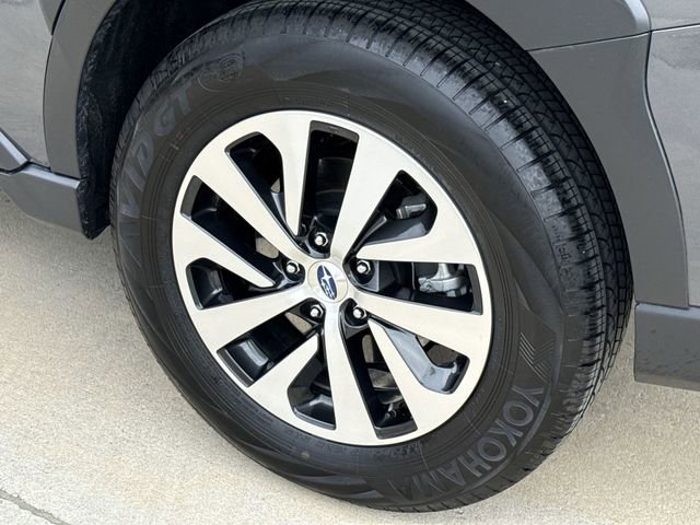 Certified 2025 Subaru Outback Premium image 12