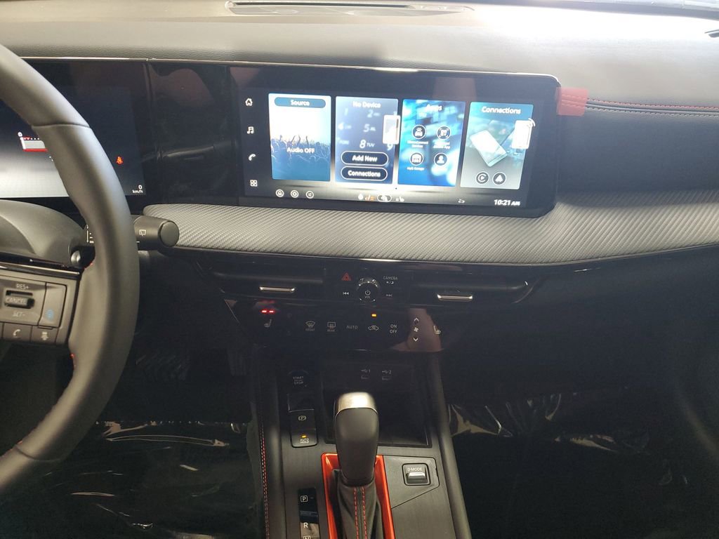 New 2026 Nissan Kicks SR w/ SR Premium Package image 9