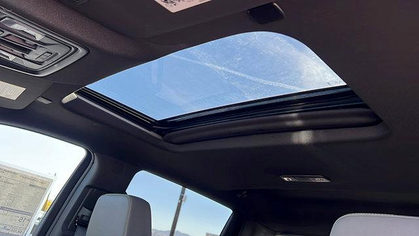 New 2026 Chevrolet Silverado 1500 ZR2 image 32