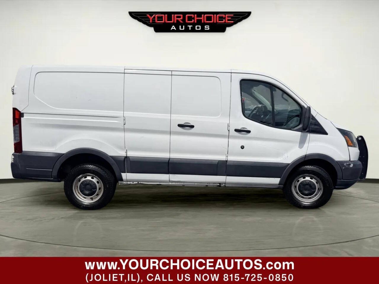 Used 2016 Ford Transit 250 130 Low Roof RWD image 8