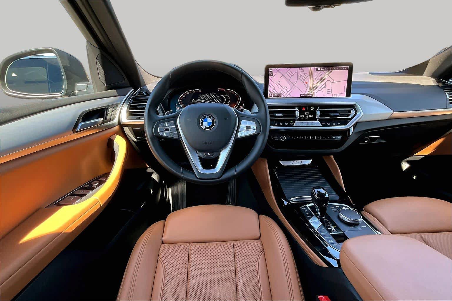 Used 2024 BMW X4 xDrive30i w/ Premium Package AWD/4WD image 5
