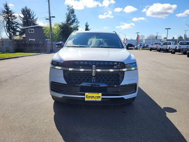 New 2026 Lincoln Navigator Reserve w/ Jet Appearance Package AWD/4WD image 11