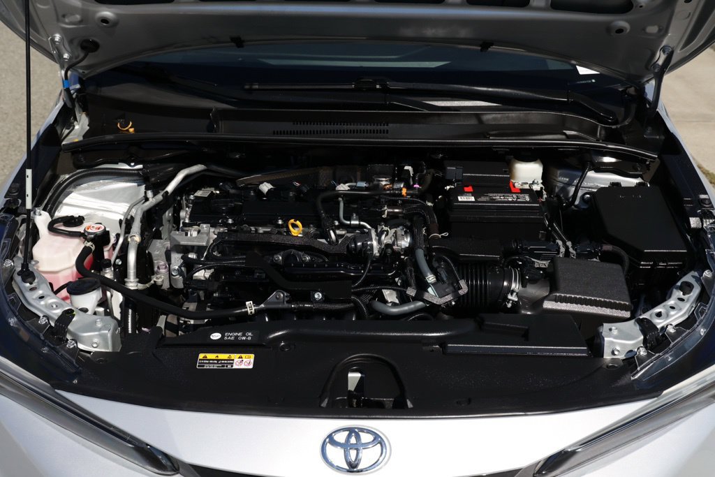 Used 2024 Toyota Corolla SE w/ SE Premium Package FWD image 32