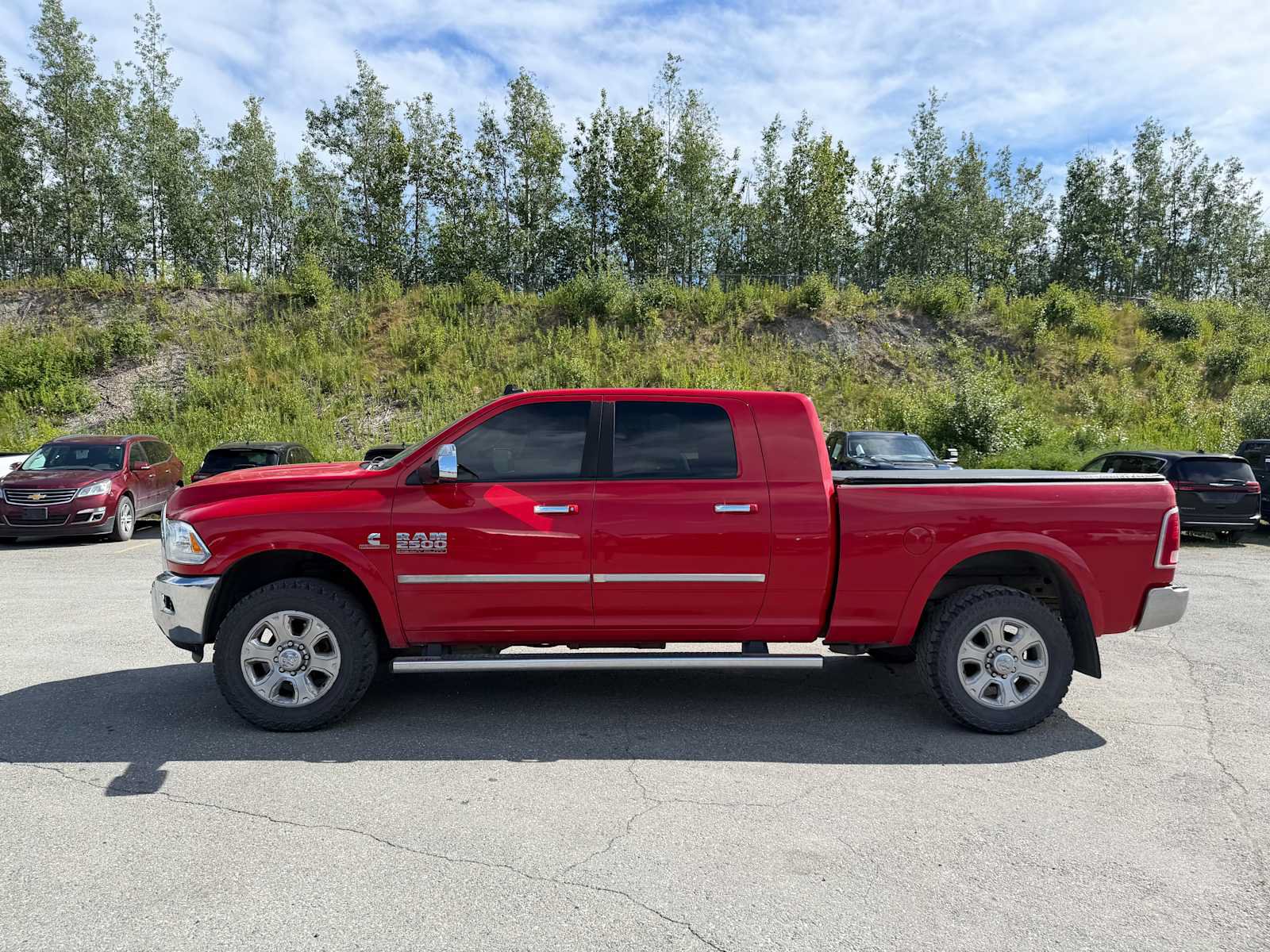 Used 2015 RAM 2500 Laramie w/ Convenience Group AWD/4WD image 2