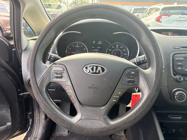 Used 2017 Kia Forte LX image 11