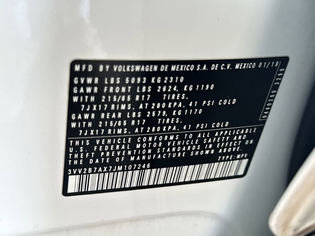 Used 2018 Volkswagen Tiguan SE image 38
