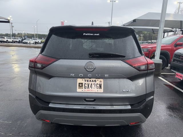 Used 2023 Nissan Rogue SV image 3