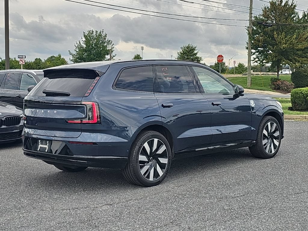 Used 2025 Volvo EX90 Ultra AWD/4WD image 13